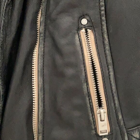 Mauritous leather jacket size small - Picture 2 of 3